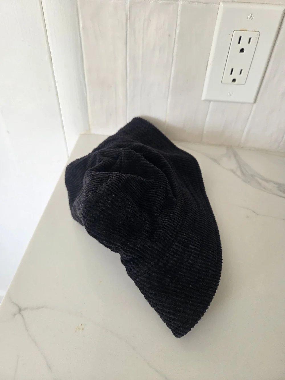 Gap Corduroy Black Bucket Hat Small